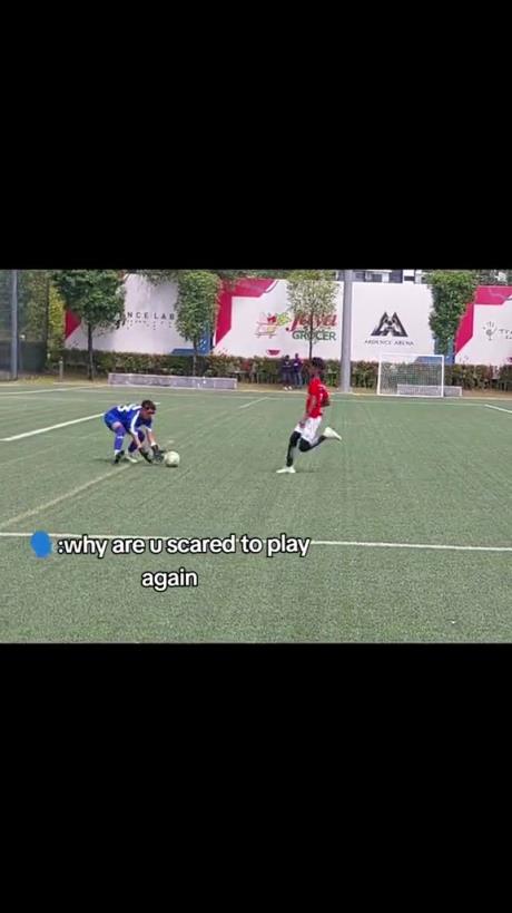 惡劣！這孩子可以終身禁止踢足球了